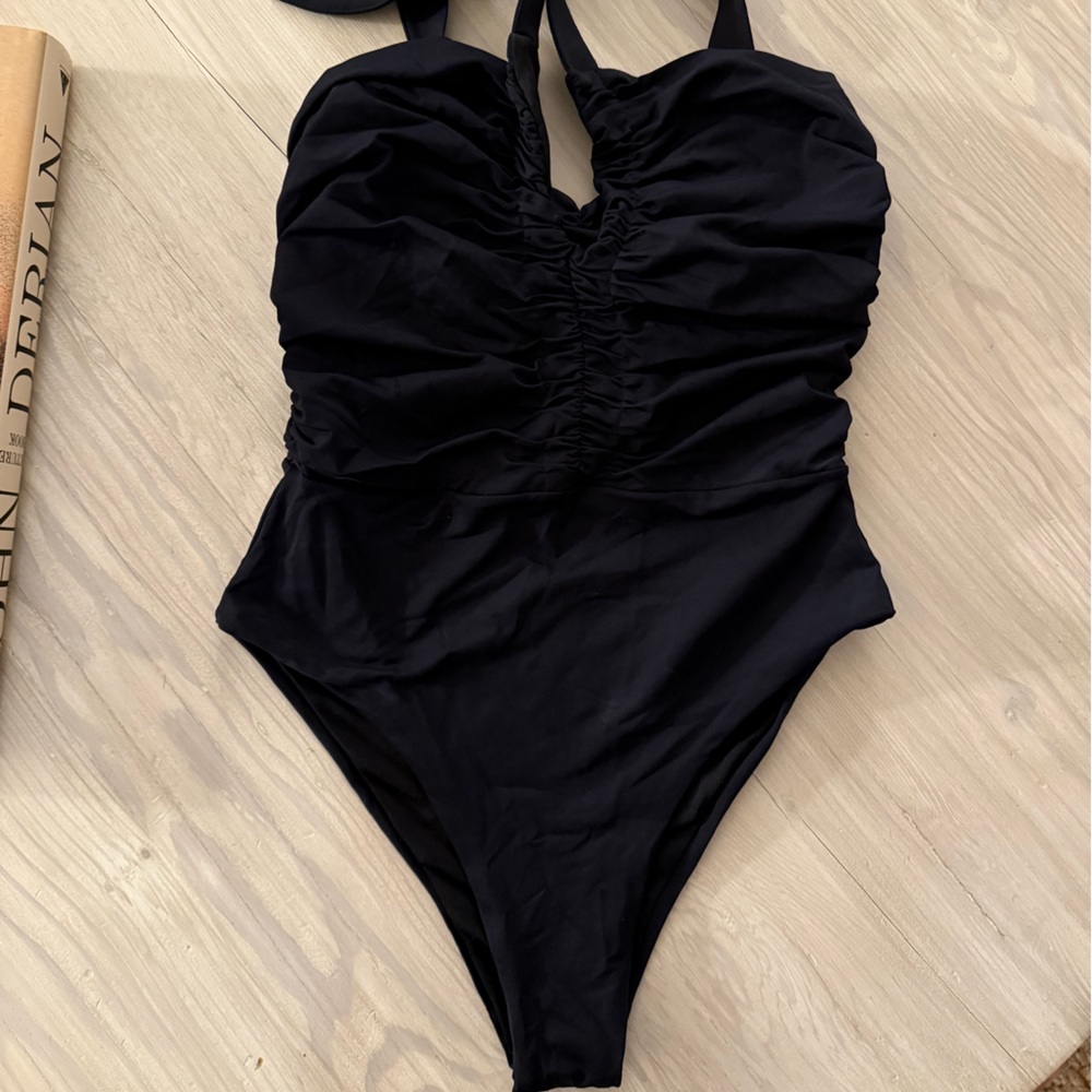 Agua Bendita One Piece - Picture 3 of 5